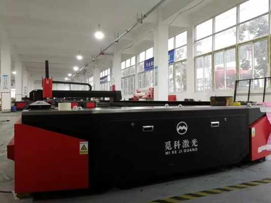 Direct Sell CNC Stainless Steel Metal Sheet Fiber Laser Cutting Machine for Food Shop