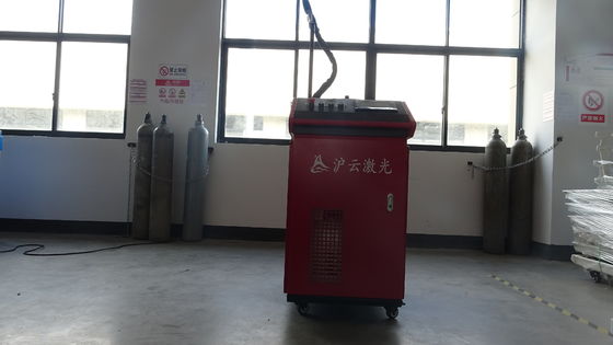 Water Cooled Handheld Laser Welder 1000W 1500W 2000W 3000W for Cutting Thickness 1-6mm