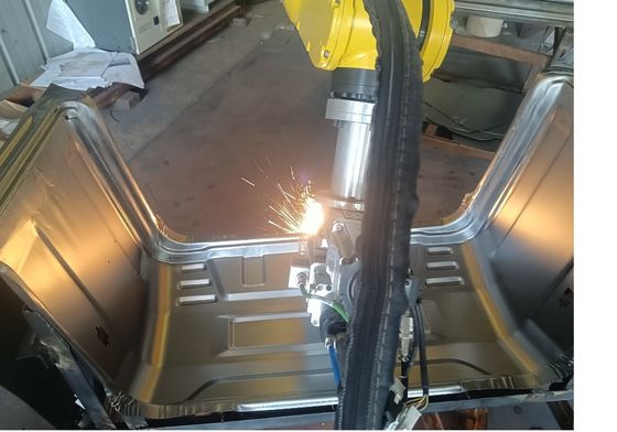 CNC Yes 3D Laser Robotic Welding Machine for Intelligent Complex Metal Cutting Machine