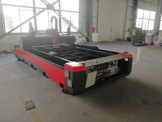 Easy to Operate Fiber Laser Tube Cutter Cypcut Control System and Raytools Laser Head
